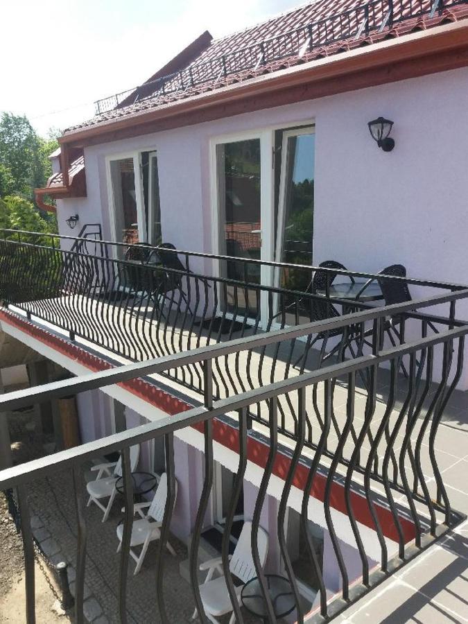 Gosciniec Solan Hotel Jeleniow Buitenkant foto