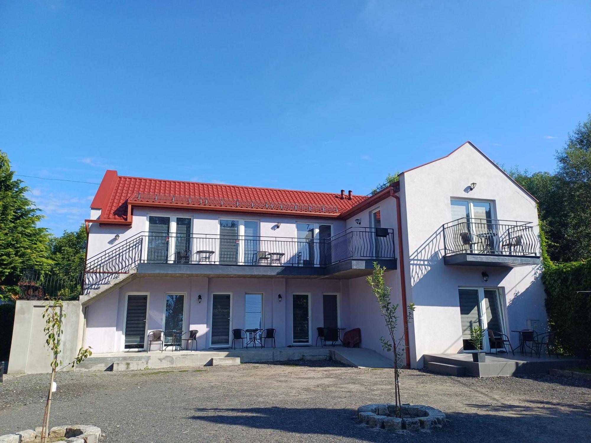 Gosciniec Solan Hotel Jeleniow Buitenkant foto