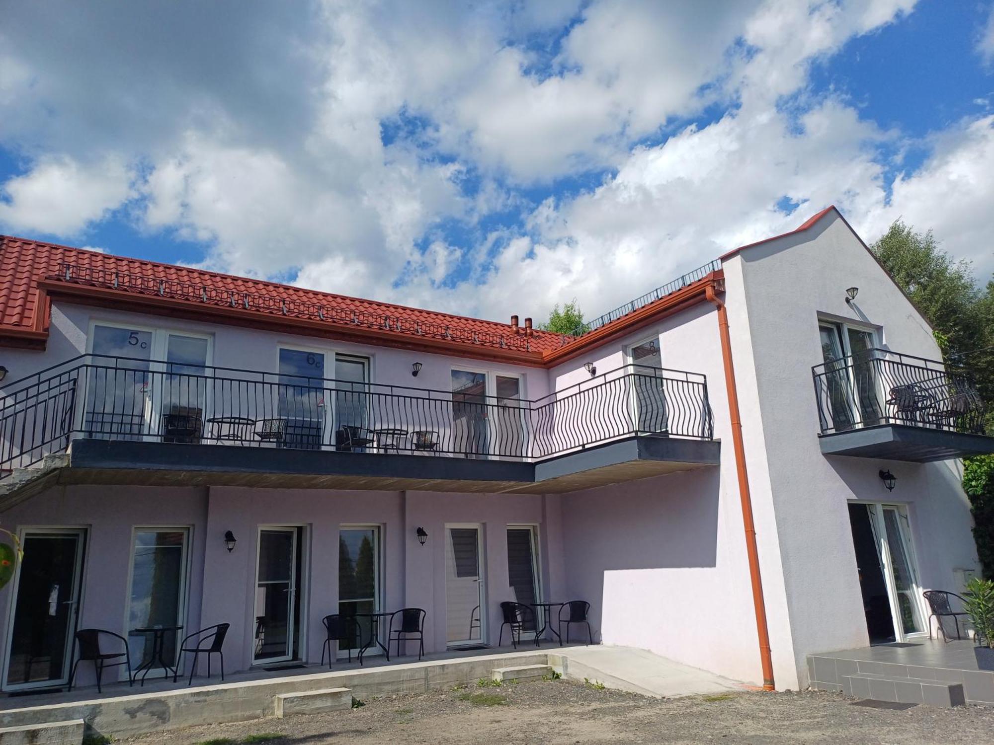Gosciniec Solan Hotel Jeleniow Buitenkant foto