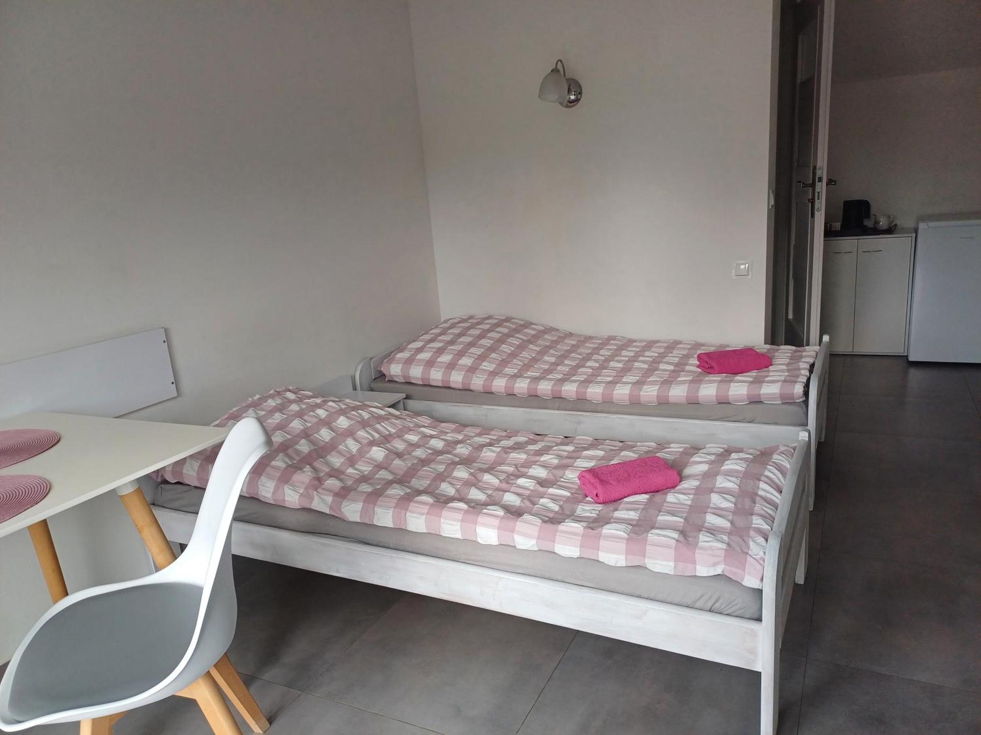 Gosciniec Solan Hotel Jeleniow Buitenkant foto