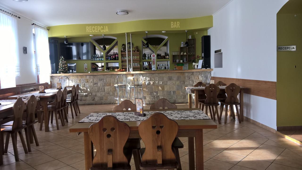 Gosciniec Solan Hotel Jeleniow Buitenkant foto